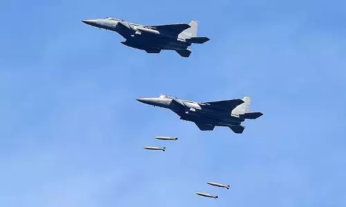 चीन-रूस बॉम्बर पेट्रोल के बाद US के B-52 विमान प्रशांत महासागर में जापान के साथ युद्धाभ्यास में शामिल हुए