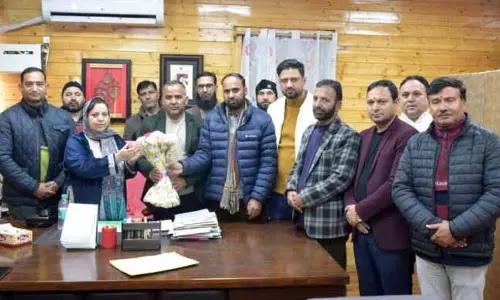 JKTJAC प्रतिनिधिमंडल ने सकीना इटू से मुलाकात की, शिक्षकों की मांगों पर प्रकाश डाला JKTJAC प्रतिनिधिमंडल ने सकीना इटू से मुलाकात की, शिक्षकों की मांगों पर प्रकाश डाला