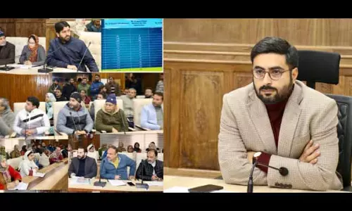 DC Srinagar ने राजस्व संबंधी मामलों की तहसीलवार समीक्षा की DC Srinagar ने राजस्व संबंधी मामलों की तहसीलवार समीक्षा की