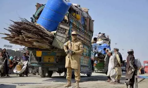 Afghan  विद्वानों ने सीमा पर हमलों पर रोक और राष्ट्रीय रक्षा को पवित्र कर्तव्य घोषित किया