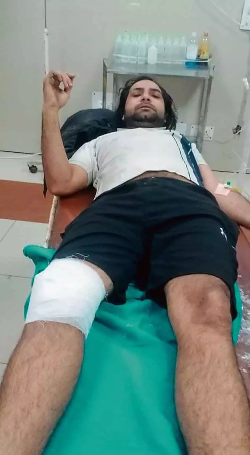 Rohtak 8 मामलों में वांछित युवक मुठभेड़ के बाद पकड़ा गया। Rohtak 8 मामलों में वांछित युवक मुठभेड़ के बाद पकड़ा गया।