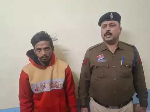 बकरी लूट मामले में पुलिस को मिली सफलता, 5 साल बाद आरोपी अरेस्ट बकरी लूट मामले में पुलिस को मिली सफलता, 5 साल बाद आरोपी अरेस्ट