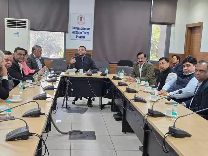 टैक्सेशन कमिश्नर ने व्यापारिक संगठनों को पेंडिंग GST रिफंड क्लियर करने का आश्वासन दिया टैक्सेशन कमिश्नर ने व्यापारिक संगठनों को पेंडिंग GST रिफंड क्लियर करने का आश्वासन दिया