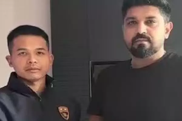 Goa नाइटक्लब केस में लूथरा भाइयों की गिरफ्तारी, तस्वीरें वायरल Goa नाइटक्लब केस में लूथरा भाइयों की गिरफ्तारी, तस्वीरें वायरल