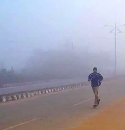 Bhubaneswar में 10 दिनों में तापमान में 9.6°C की गिरावट आई, आज पारा 13°C तक गिर गया Bhubaneswar में 10 दिनों में तापमान में 9.6°C की गिरावट आई, आज पारा 13°C तक गिर गया