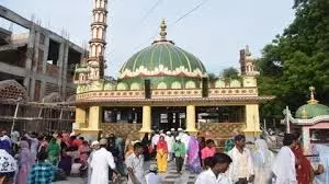 Farrukhabad: हजरत शेख मखदूम बुर्राकशाह का वार्षिक उर्स मेला संपन्न Farrukhabad: हजरत शेख मखदूम बुर्राकशाह का वार्षिक उर्स मेला संपन्न