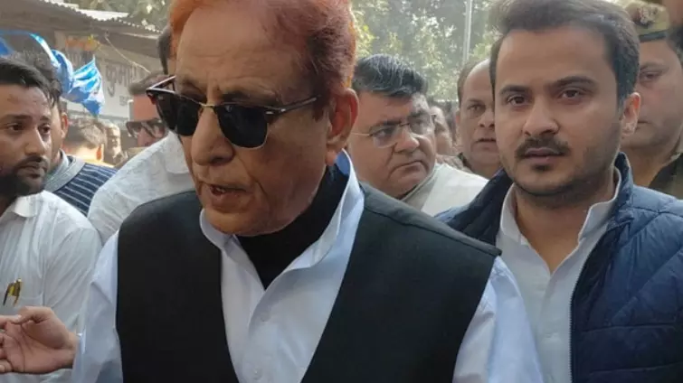 सेना पर विवादित बयान मामले में आजम खान हुए बरी सेना पर विवादित बयान मामले में आजम खान हुए बरी