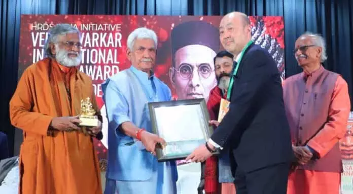 भारत के लोग मजबूत आत्मनिर्भर, विकसित भारत के लिए काम कर रहे: LG भारत के लोग मजबूत आत्मनिर्भर, विकसित भारत के लिए काम कर रहे: LG