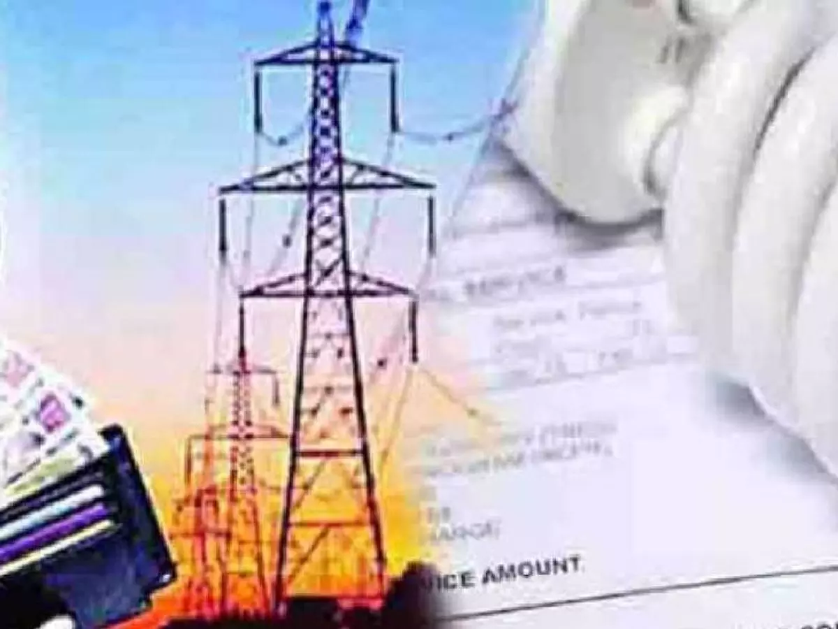 Medinipur: बीपीएल परिवार पर बिजली बिल का भारी बोझ, 2.83 लाख रुपये Medinipur: बीपीएल परिवार पर बिजली बिल का भारी बोझ, 2.83 लाख रुपये