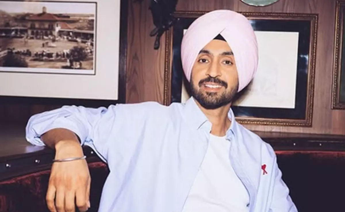 Diljit Dosanjh ने इम्तियाज अली के साथ दूसरी कोलैब का सेट शेयर किया Diljit Dosanjh ने इम्तियाज अली के साथ दूसरी कोलैब का सेट शेयर किया