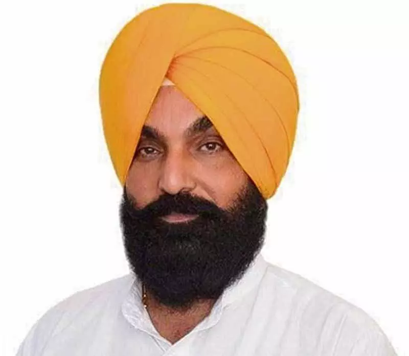 MLA ने निवासियों से मोहाली को अतिक्रमण से मुक्त कराने में मदद करने का आग्रह किया MLA ने निवासियों से मोहाली को अतिक्रमण से मुक्त कराने में मदद करने का आग्रह किया