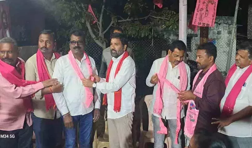 KCR सरकार को फिर से सत्ता में आना चाहिए: पूर्व विधायक दुर्गम चिन्नैया KCR सरकार को फिर से सत्ता में आना चाहिए: पूर्व विधायक दुर्गम चिन्नैया