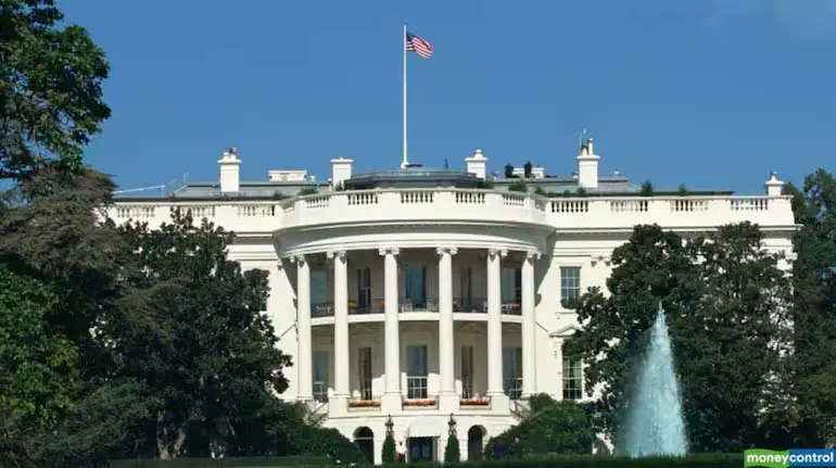 कंपनियां अभी US shutdown के असर का हिसाब लगा रही कंपनियां अभी US shutdown के असर का हिसाब लगा रही