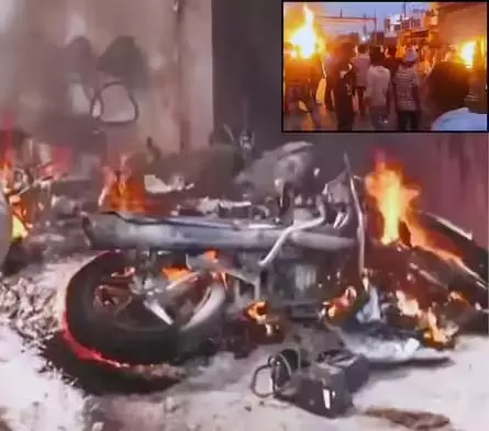 सांप्रदायिक हिंसा मामले में कोर्ट ने सुनाया बड़ा फैसला, दोषी को फांसी की सजा, 9 को उम्रकैद सांप्रदायिक हिंसा मामले में कोर्ट ने सुनाया बड़ा फैसला, दोषी को फांसी की सजा, 9 को उम्रकैद