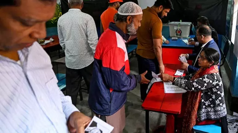 Bangladesh में अगले साल 12 फरवरी को राष्ट्रीय चुनाव होंगे। Bangladesh में अगले साल 12 फरवरी को राष्ट्रीय चुनाव होंगे।