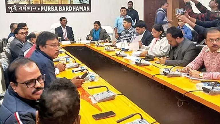 Form भरने का आखिरी दिन, सभी जिलों में प्रक्रिया बंद हो गई Form भरने का आखिरी दिन, सभी जिलों में प्रक्रिया बंद हो गई