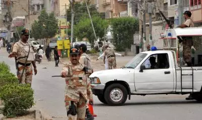 Balochistan: अंधाधुंध गोलीबारी पर ग्रामीणों का विरोध प्रदर्शन Balochistan: अंधाधुंध गोलीबारी पर ग्रामीणों का विरोध प्रदर्शन