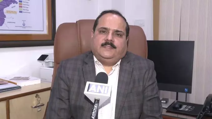 यूपी में वोटर लिस्ट की बड़ी समीक्षा: SIR डेडलाइन 26 दिसंबर तक बढ़ी यूपी में वोटर लिस्ट की बड़ी समीक्षा: SIR डेडलाइन 26 दिसंबर तक बढ़ी