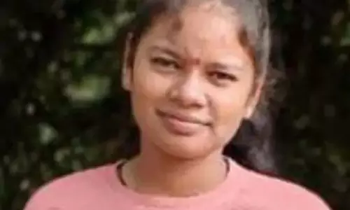 बेटी आरक्षक बनी मजदूर पिता खुशी से गदगद