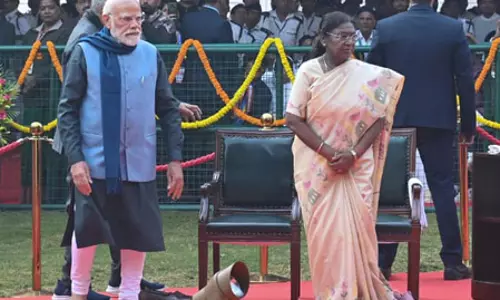 आंध्र प्रदेश बस हादसा: राष्ट्रपति और प्रधानमंत्री ने हादसे पर जताया दुख, अनुग्रह राशि का ऐलान