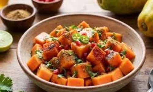 Papaya Chaat : मिनटों में बनाएं चटपटा पपीता चाट Papaya Chaat : मिनटों में बनाएं चटपटा पपीता चाट