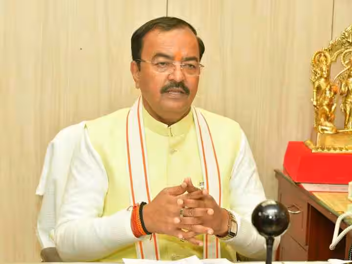Kaushambi: कौशाम्बी दौरे पर डिप्टी CM मौर्य की महत्वपूर्ण बैठकें Kaushambi: कौशाम्बी दौरे पर डिप्टी CM मौर्य की महत्वपूर्ण बैठकें