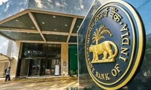 Mumbai: RBI के कदम से बैंकिंग सिस्टम में तरलता को बढ़ावा Mumbai: RBI के कदम से बैंकिंग सिस्टम में तरलता को बढ़ावा