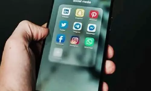 Reddit ने ऑस्ट्रेलिया के अंडर-16 सोशल मीडिया बैन के खिलाफ हाई कोर्ट में चुनौती दी Reddit ने ऑस्ट्रेलिया के अंडर-16 सोशल मीडिया बैन के खिलाफ हाई कोर्ट में चुनौती दी