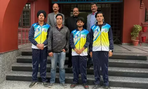 Jammu: क्लस्टर यूनिवर्सिटी जम्मू की टीम नॉर्थ ज़ोन टूर्नामेंट में शामिल होगी Jammu: क्लस्टर यूनिवर्सिटी जम्मू की टीम नॉर्थ ज़ोन टूर्नामेंट में शामिल होगी