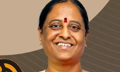 Telangana: मानहानि मामले में मंत्री सुरेखा के खिलाफ NBW जारी Telangana: मानहानि मामले में मंत्री सुरेखा के खिलाफ NBW जारी
