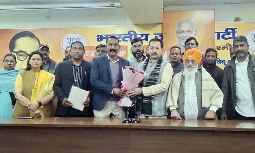Billawaria ने जम्मू और श्रीनगर नगर निगमों में नियुक्ति के नियमों में समानता की मांग की Billawaria ने जम्मू और श्रीनगर नगर निगमों में नियुक्ति के नियमों में समानता की मांग की