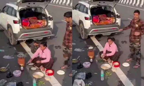हाईवे पर रसोई, सड़क पर खाना: कपल का अनोखा तरीका