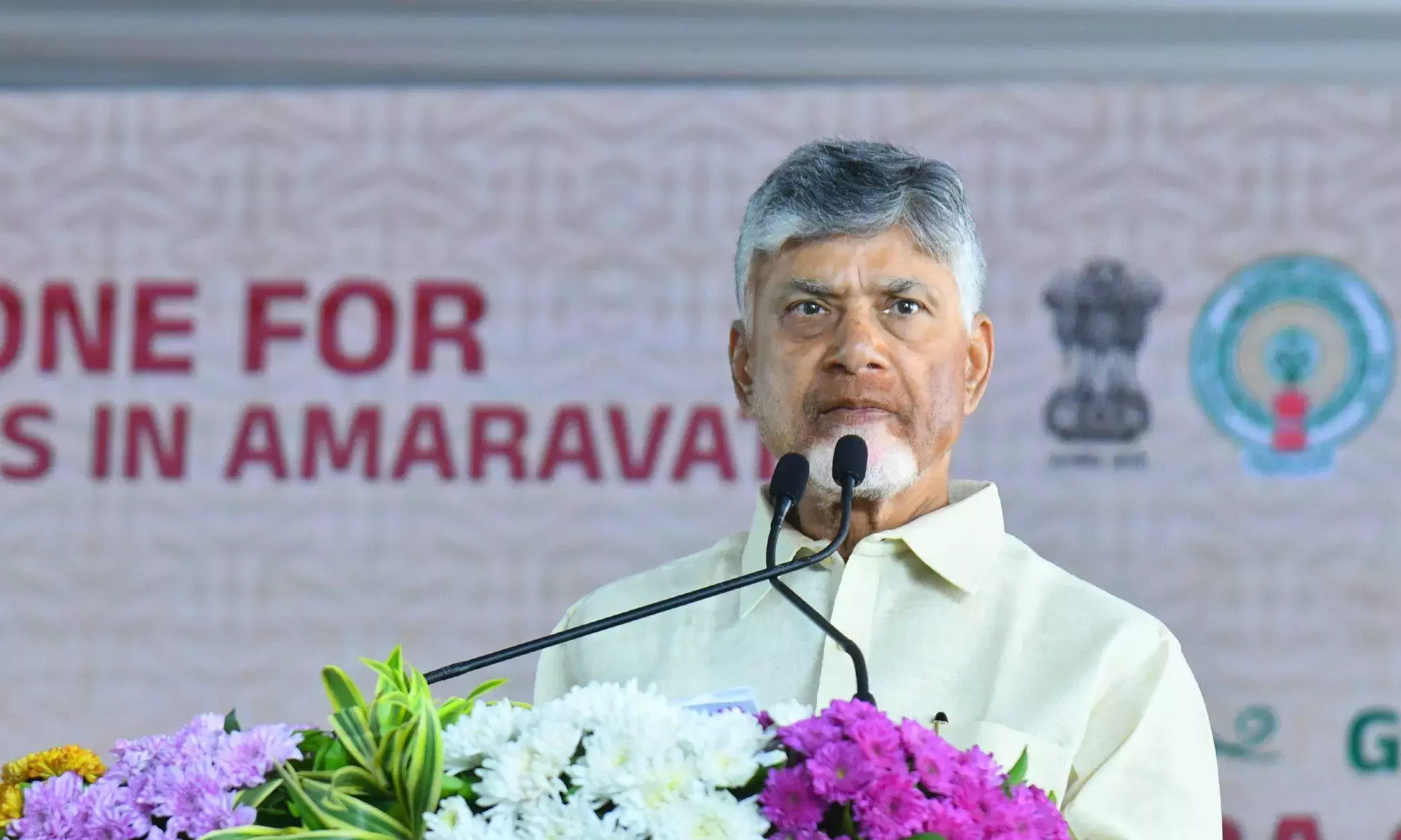 Andhra : नायडू ने एएसआर बस दुर्घटना पर दुख जताया