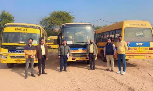 Panchkula में नियमों के उल्लंघन पर 10 स्कूल बसों का चालान Panchkula में नियमों के उल्लंघन पर 10 स्कूल बसों का चालान