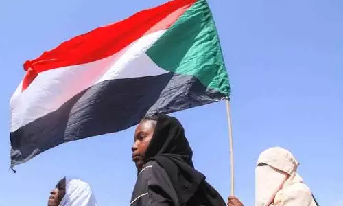 Sudan में अत्याचारों के आरोप में ब्रिटेन ने RSF कमांडरों पर कड़े प्रतिबंध लगाए Sudan में अत्याचारों के आरोप में ब्रिटेन ने RSF कमांडरों पर कड़े प्रतिबंध लगाए
