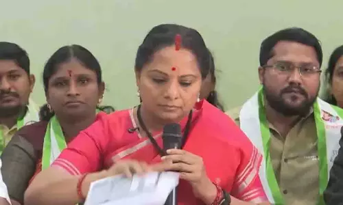 कविता ने आपत्तिजनक टिप्पणी पर BRS और BJP नेताओं को भेजा लीगल नोटिस कविता ने आपत्तिजनक टिप्पणी पर BRS और BJP नेताओं को भेजा लीगल नोटिस