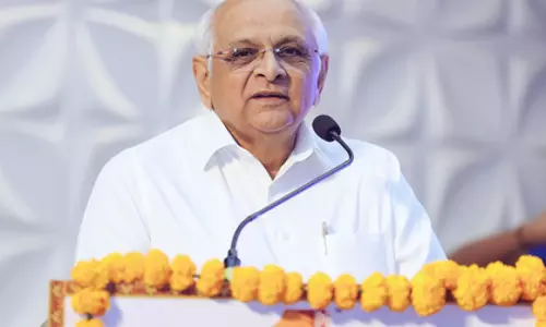 Gujarat की दुर्घटना बीमा योजना बनी करोड़ों नागरिकों की सुरक्षा कवच Gujarat की दुर्घटना बीमा योजना बनी करोड़ों नागरिकों की सुरक्षा कवच