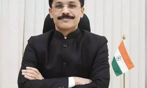 IAS अधिकारी तुकाराम मुंढे को क्लीन चिट
