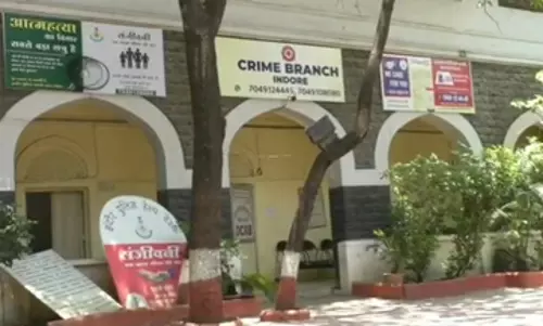 डिजिटल हाउस अरेस्ट के नाम पर बड़ी ठगी, अमेरिका से लौटी महिला के 28.30 लाख रुपए उड़ाए डिजिटल हाउस अरेस्ट के नाम पर बड़ी ठगी, अमेरिका से लौटी महिला के 28.30 लाख रुपए उड़ाए