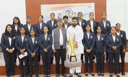 Pawan Kalyan ने महिला ब्लाइंड क्रिकेट टीम को बधाई दी Pawan Kalyan ने महिला ब्लाइंड क्रिकेट टीम को बधाई दी