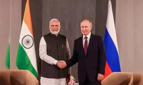 भारत ने अपनी गुटनिरपेक्ष नीति जारी रखी: Christopher Wood