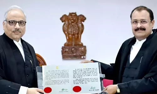 जस्टिस अरविन्द कुमार वर्मा ने ली छत्तीसगढ़ हाईकोर्ट के स्थायी न्यायाधीश की शपथ जस्टिस अरविन्द कुमार वर्मा ने ली छत्तीसगढ़ हाईकोर्ट के स्थायी न्यायाधीश की शपथ