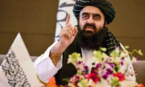 Afghanistan-पाकिस्तान बॉर्डर तनाव: अफ़गान लीडरशिप ने आतंकवाद के खिलाफ़ वादा दोहराया Afghanistan-पाकिस्तान बॉर्डर तनाव: अफ़गान लीडरशिप ने आतंकवाद के खिलाफ़ वादा दोहराया