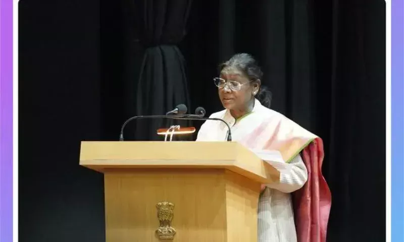 Manipur: राष्ट्रपति मुर्मू ने 1,387 करोड़ रुपये की विकास परियोजनाओं का उद्घाटन किया Manipur: राष्ट्रपति मुर्मू ने 1,387 करोड़ रुपये की विकास परियोजनाओं का उद्घाटन किया