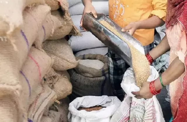 Chandigarh: नए साल से हरियाणा में राशन वितरण में बड़ा सुधार Chandigarh: नए साल से हरियाणा में राशन वितरण में बड़ा सुधार