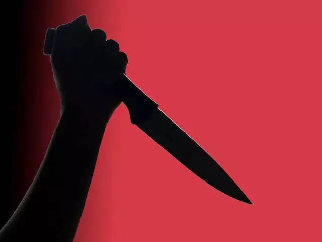 OMG! दोस्त ने चाकू से प्रहार कर की हत्या, वारदात के बाद अस्पताल भी लेकर पहुंचा आरोपी OMG! दोस्त ने चाकू से प्रहार कर की हत्या, वारदात के बाद अस्पताल भी लेकर पहुंचा आरोपी