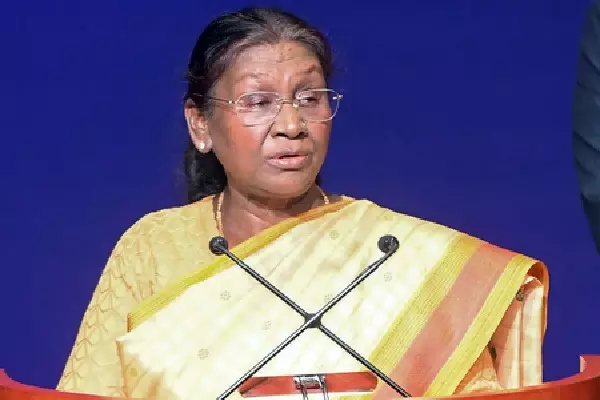 President Murmu आज मणिपुर में नुपी लाल दिवस पर महिला योद्धाओं को सम्मानित करेंगे President Murmu आज मणिपुर में नुपी लाल दिवस पर महिला योद्धाओं को सम्मानित करेंगे