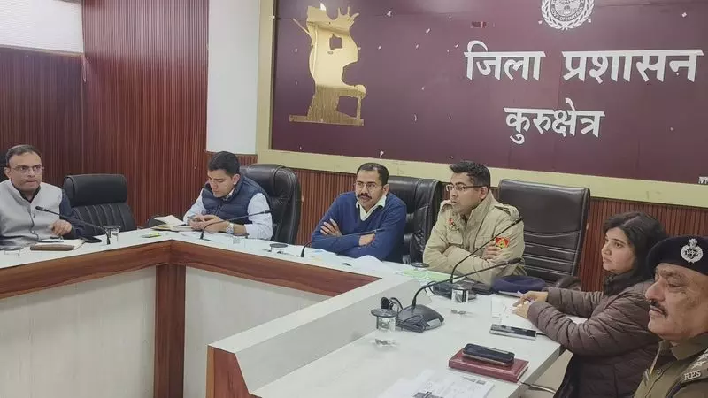 Kurukshetra DC ने NH-44 पर जूस की गाड़ियां हटाने और सड़क सुरक्षा के कड़े कदम उठाने का आदेश Kurukshetra DC ने NH-44 पर जूस की गाड़ियां हटाने और सड़क सुरक्षा के कड़े कदम उठाने का आदेश