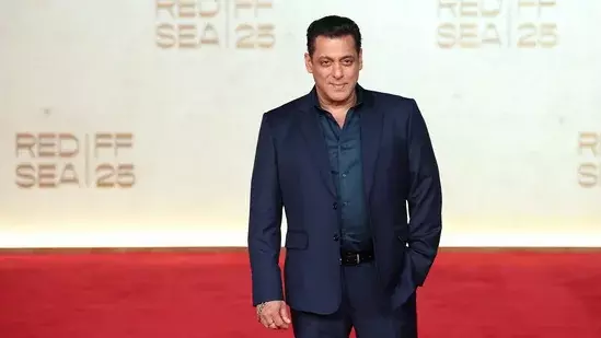 Salman Khan ने बताया कि वह पिछले 25 सालों से डिनर के लिए बाहर नहीं गए Salman Khan ने बताया कि वह पिछले 25 सालों से डिनर के लिए बाहर नहीं गए