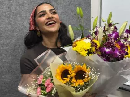 Rukmini वसंत की बर्थडे पोस्ट दिल को छू गई, उन्होंने फूलों से बर्थडे मनाया Rukmini वसंत की बर्थडे पोस्ट दिल को छू गई, उन्होंने फूलों से बर्थडे मनाया